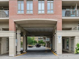 900 Mount Pleasant Rd #121, Toronto, ON M4P3J9