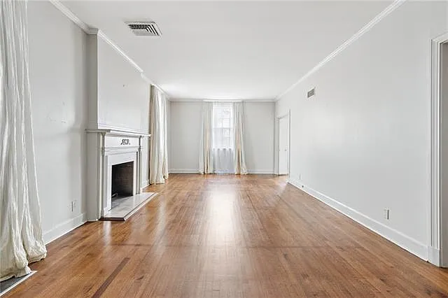141 Homestead Ave — Photo 9