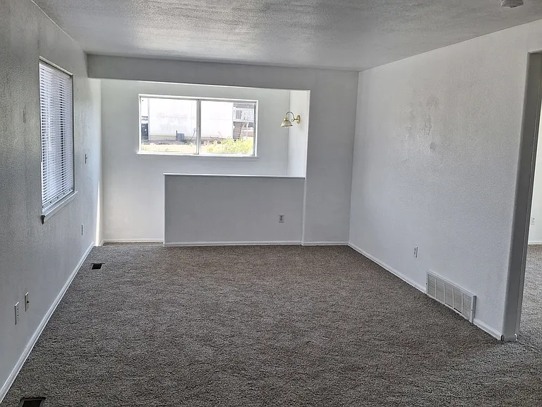 908 S Harmony Dr — Photo 15