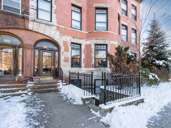 1915 Beacon St APT 1, Brookline, MA 02445