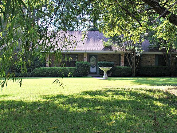 5th image of 685 Ellis Rd