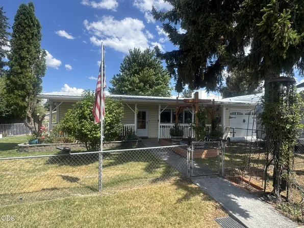 5215 Summit St, Klamath Falls, OR 97603