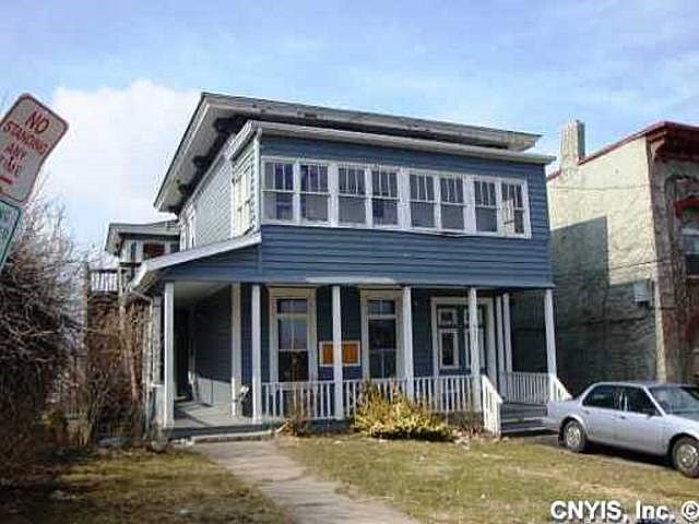 2nd image of 409 Prospect Ave