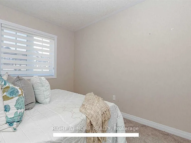 57 Fenside St — Photo 32