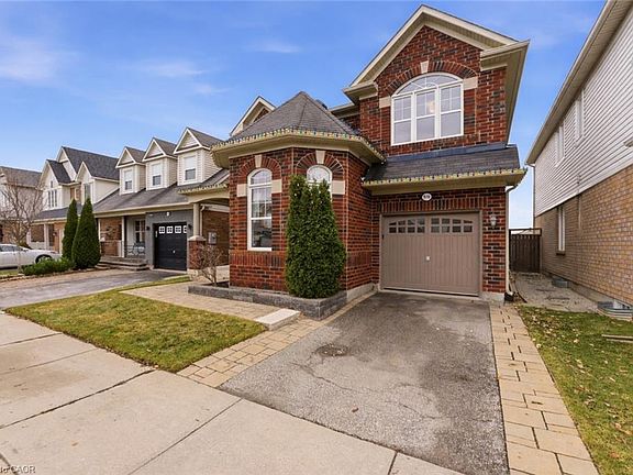 2nd image of 910 Vickerman Way