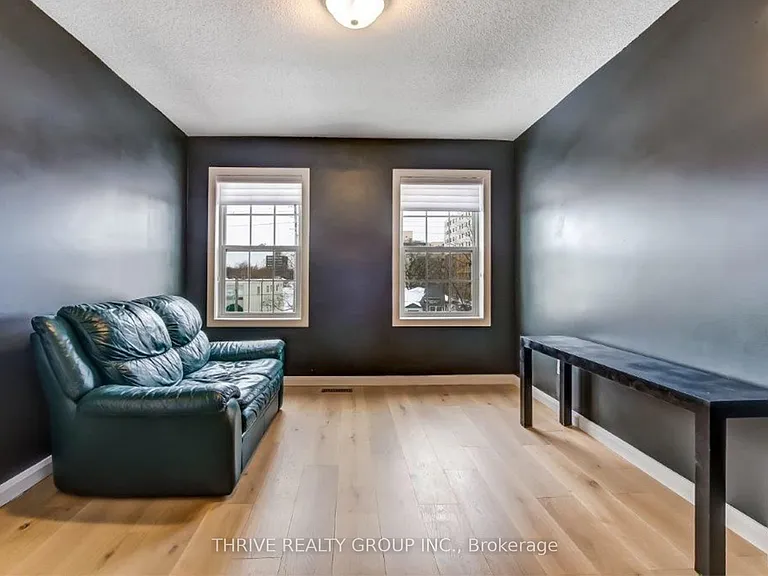 609 Colborne St #2 — Photo 13