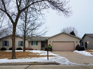 3076 W Point Rd, Green Bay, WI 54313