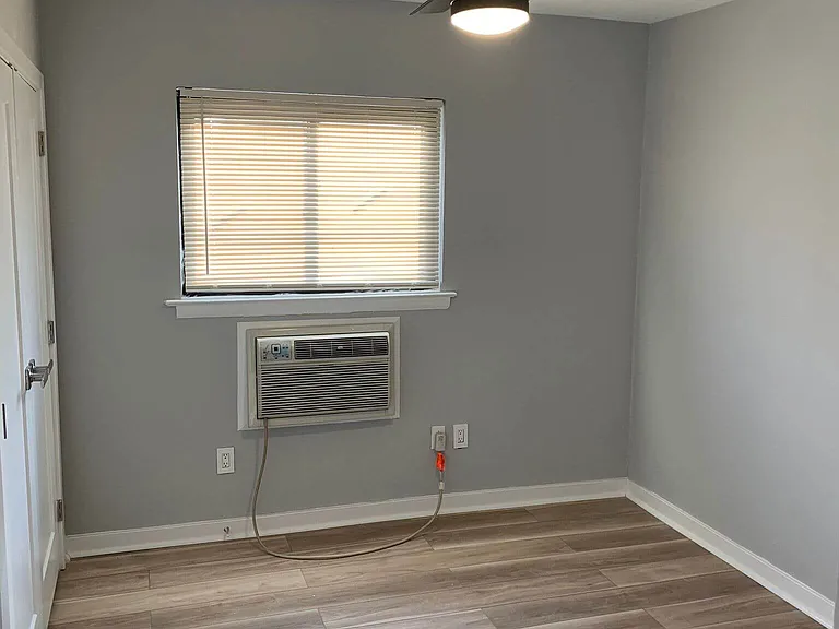 5424 Rising Sun Ave #B20 — Photo 8