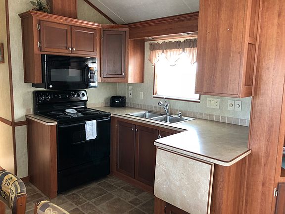 3rd image of 26826 S Tamm Ln