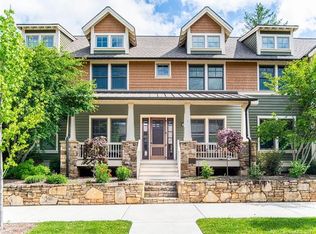 99999 Fitzgerald Rd, Black Mountain, NC 28711