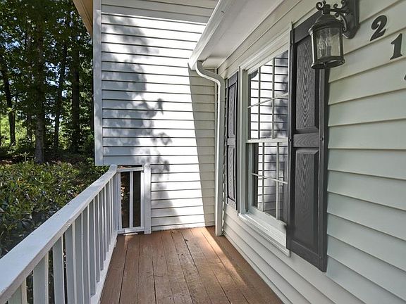 2nd image of 2141 Clementine Dr