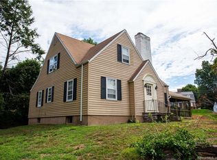 60 Ridgewood Rd, East Hartford, CT 06118