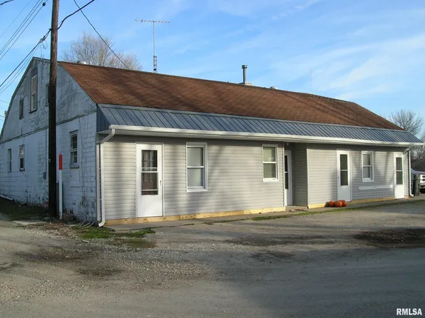 102 N Elizabeth St, Colchester, IL 62326