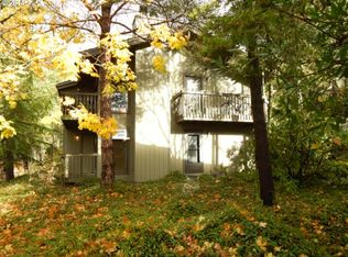 7510 SW Barnes Rd UNIT D, Portland, OR 97225