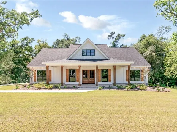 19159 Section St, Fairhope, AL 36532