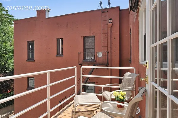 Sold by Corcoran | media 25