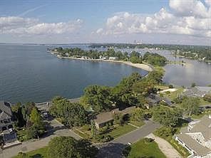 1st image of 1096 Bay Head Drive