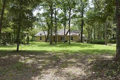 2400 Spring Creek Hwy Photo 1
