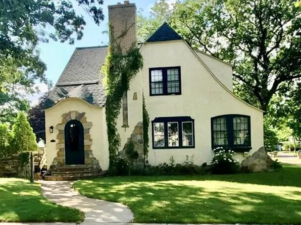 800 Dover Street, Chippewa Falls, WI 54729