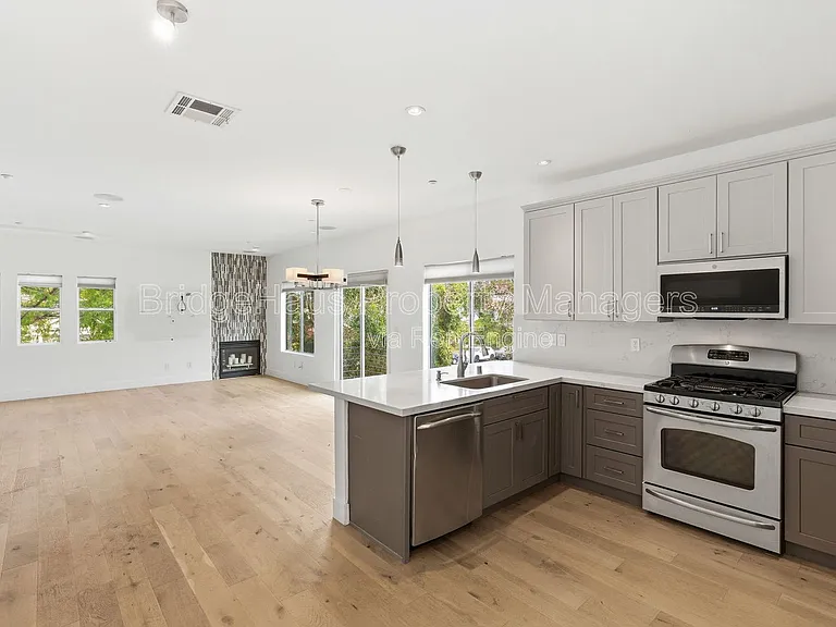 4147 Bachman Pl — Photo 19