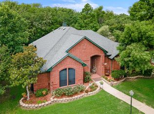1305 Rivercrest Dr, Mesquite, TX 75181