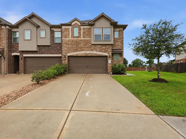 3725 Lancer Cir, Pearland, TX 77581