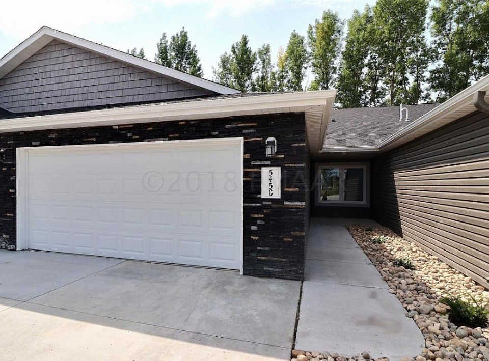1st image of 545 34th Way E APT C