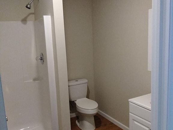3rd image of 66 Glasgow St APT 2