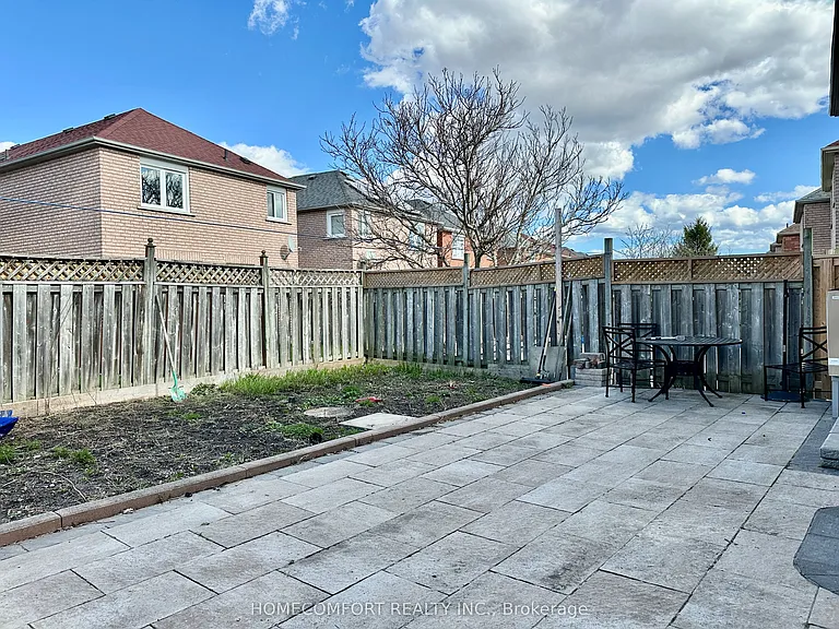 29 Sophia Rd #MAIN FL — Photo 18