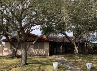 562 Parade Dr, Corpus Christi, TX 78412