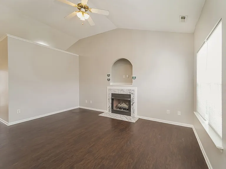 6614 Hampton Way Dr — Photo 4