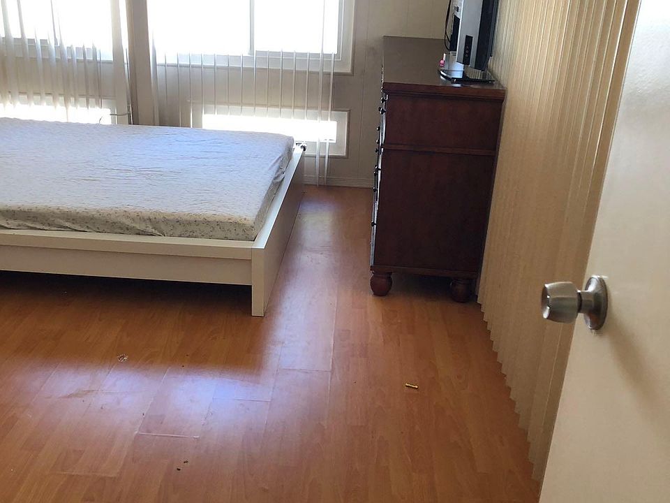2nd image of 1085 Tasman Dr Space 613