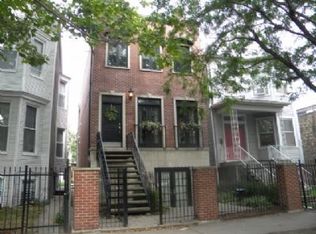 1830 W Addison St #1, Chicago, IL 60613