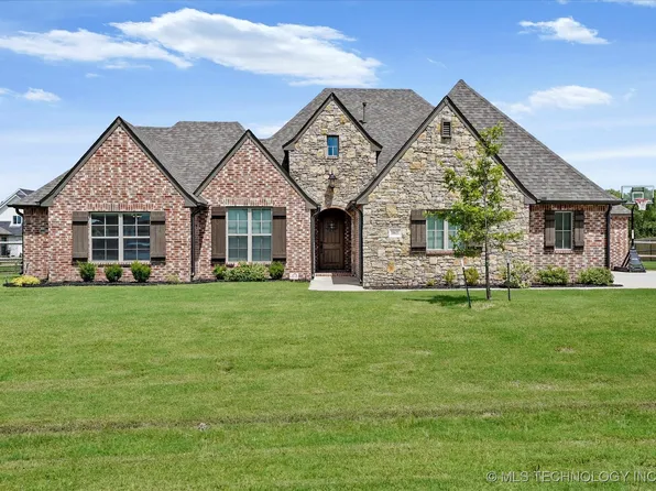 10611 N 159th East Ave, Owasso, OK 74055