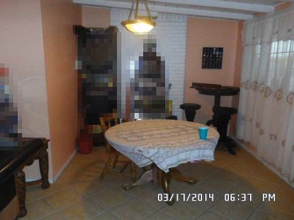 4th image of 10048 E Palmdale Blvd