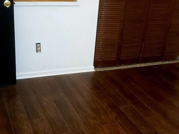 3rd image of 1320 Piney Grove Rd APT 9B