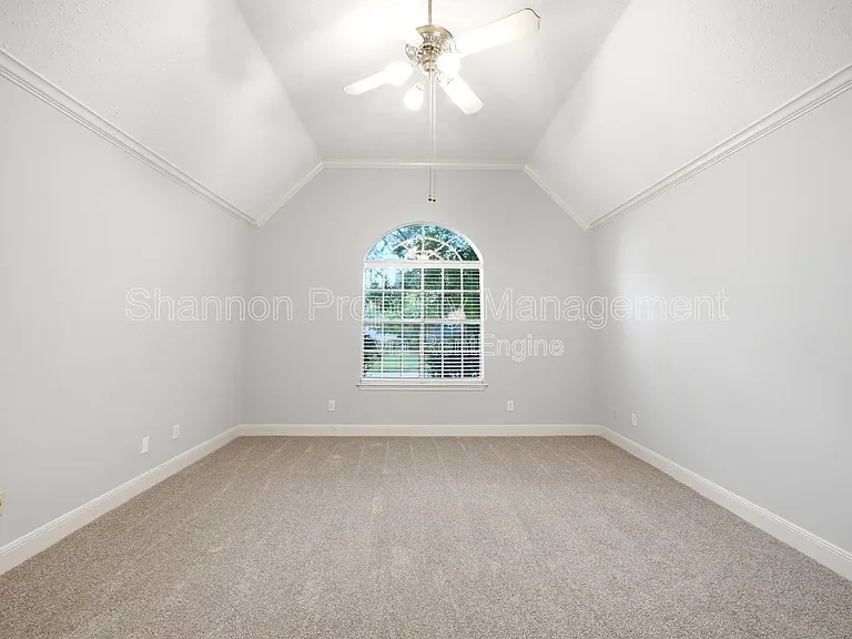 15911 Moon Rock Dr — Photo 22
