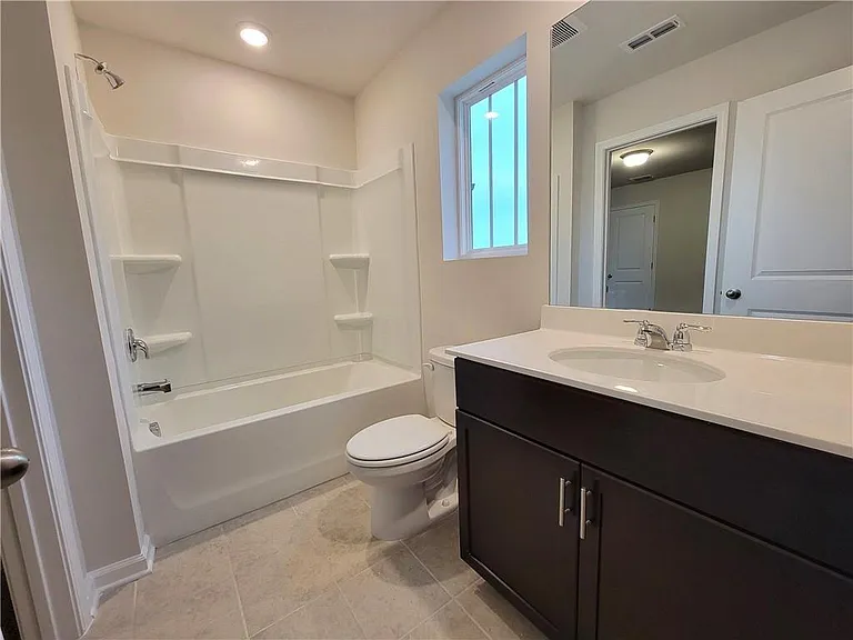 614 Easton Way — Photo 17