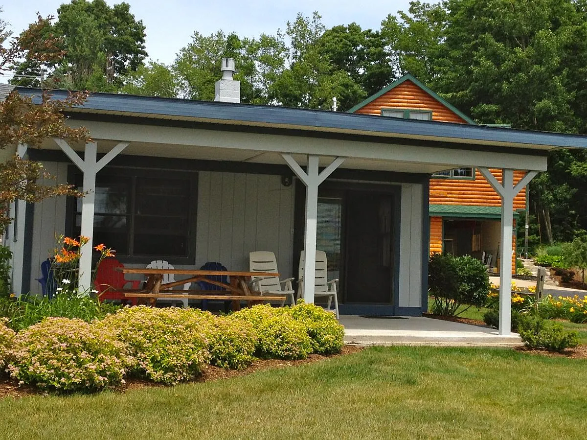 2 bed, 720 sqft, $2,000 — Photo 3