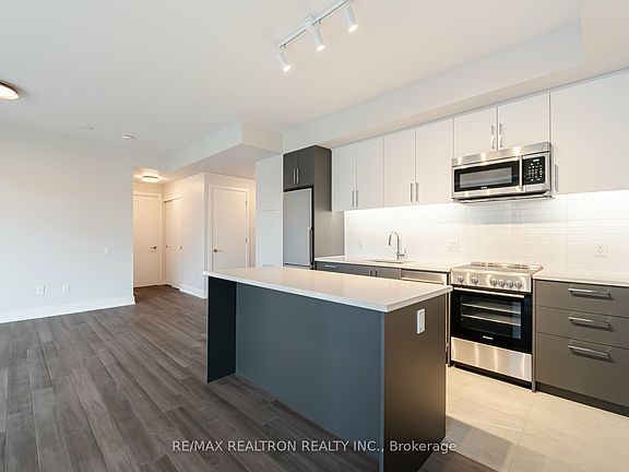 4th image of 2525 Bathurst St #614