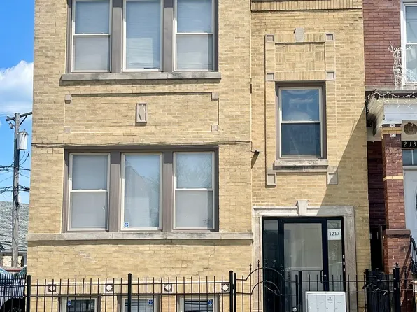 1217 N Hamlin Ave, Chicago, IL 60651