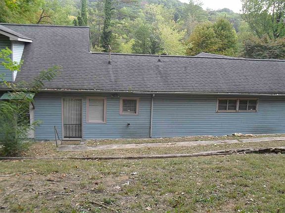 3rd image of 5865 Dayton Blvd
