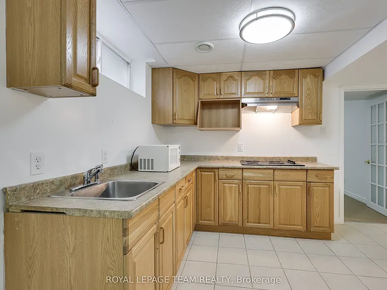 35 Norgold Cres — Photo 45