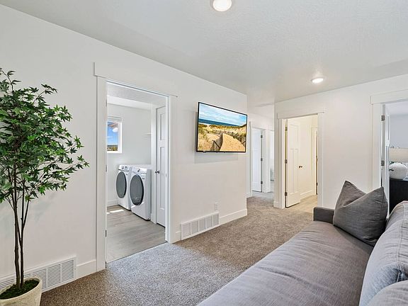 5th image of 2249 S Beachcomber Ln