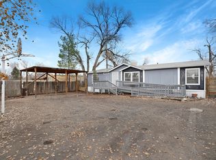 2014 Foothill Dr SW, Albuquerque, NM 87105