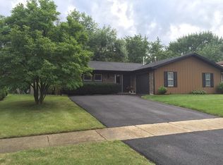 135 Wedgewood Way, Bolingbrook, IL 60440