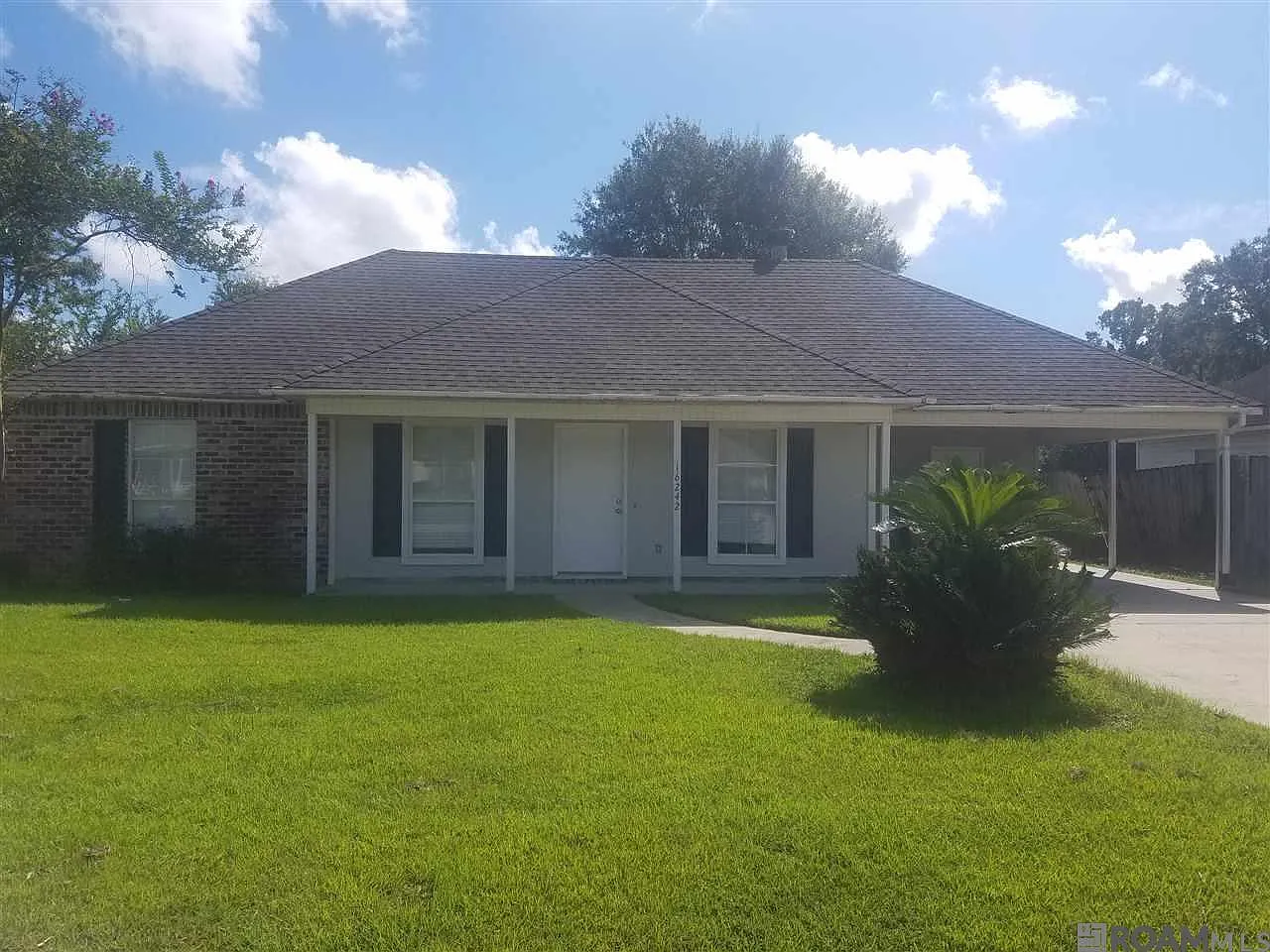 3 bed, 1102 sqft, $1,600 — Photo 1