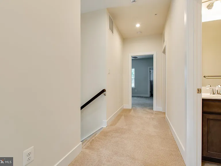 2546 Buckthorn Dr — Photo 39
