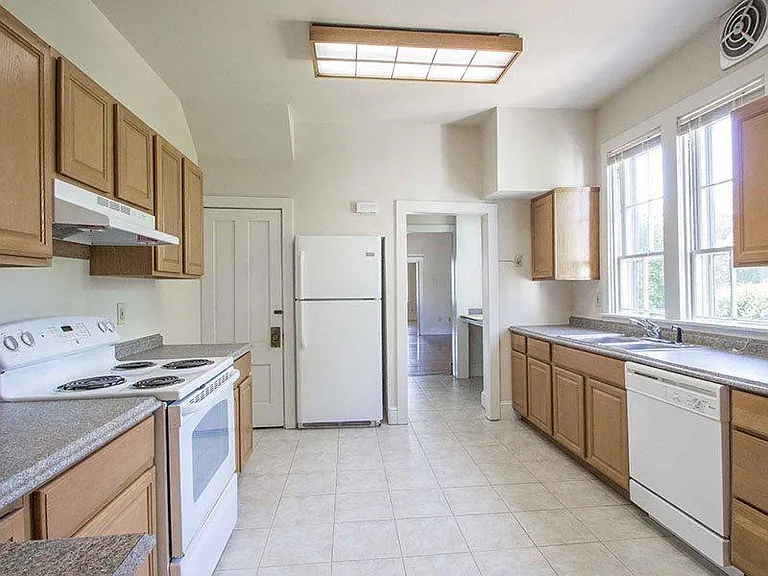NAVSTA Newport Family Homes — Photo 30