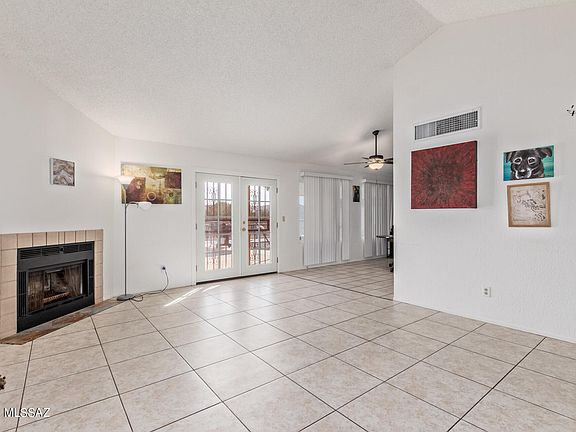 5th image of 2697 W Calle De Dalias
